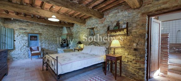 4 bedrooms House in Laterina Pergine Valdarno, Italy No. 274000 3