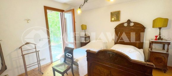 3 Schlafzimmer Haus in Pordenone, Italy, Nr. 281308 13