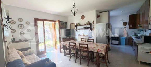 3 Schlafzimmer Haus in Pordenone, Italy, Nr. 281308 7