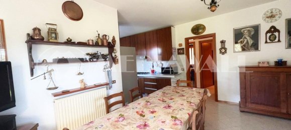 3 Schlafzimmer Haus in Pordenone, Italy, Nr. 281308 5
