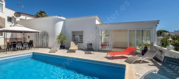 5 bedrooms House in Empuriabrava, Spain No. 162311 22