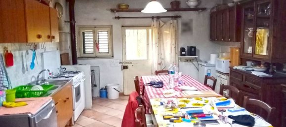 7-salle Appartement à Cortona, Italy No. 298476 3