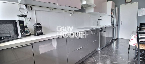 2 Schlafzimmer Wohnung in Maurepas, France, Nr. 187200 2