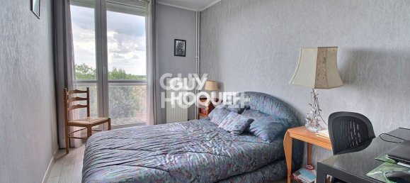 2 Schlafzimmer Wohnung in Maurepas, France, Nr. 187200 3