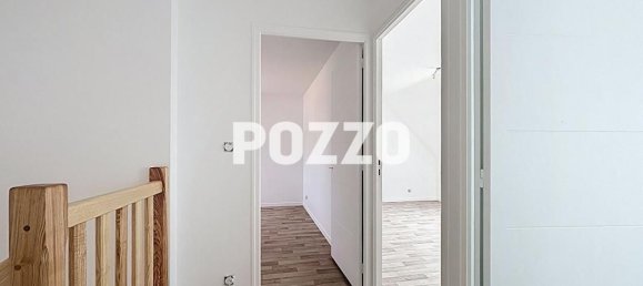 3 bedrooms House in Manche, France No. 360213 10