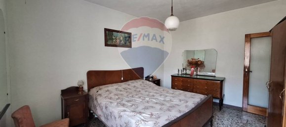 5 rooms Apartment in Calceranica al Lago, Italy No. 192119 9