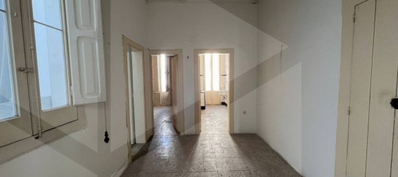 3 Schlafzimmer Wohnung in Bari, Italy, Nr. 18422 21