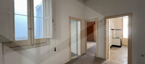3 Schlafzimmer Wohnung in Bari, Italy, Nr. 18422 29