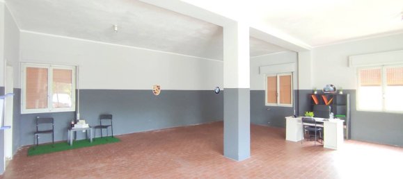 90m² Office in Monticelli Brusati, Italy No. 149999 12