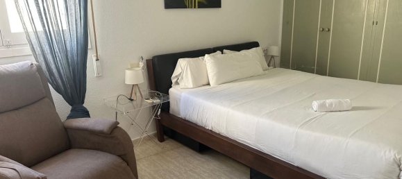 1 bedroom Apartment in Marbella, Spain No. 184240 2