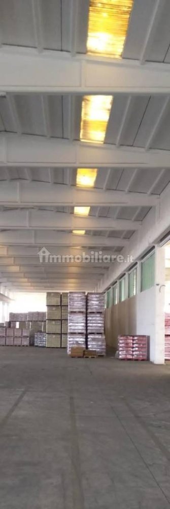  مستودع في Bovisio Masciago, Italy 3633متر مربع رقم 362958