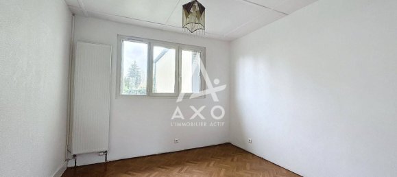 1 غرف نوم منزل في La Loupe, France رقم 76386 13