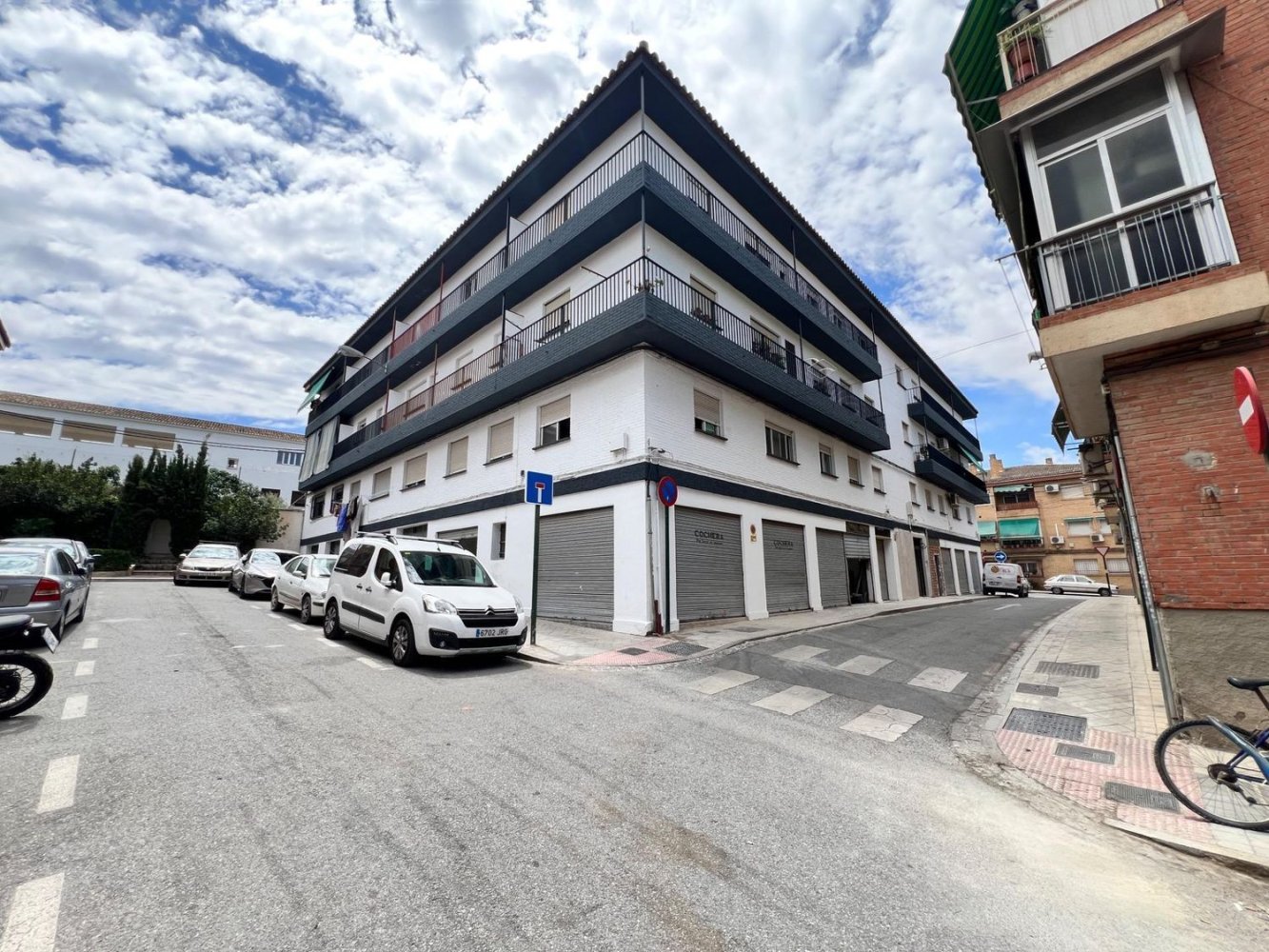 Apartamento de 3 dormitorios en Granada, Spain No. 175652