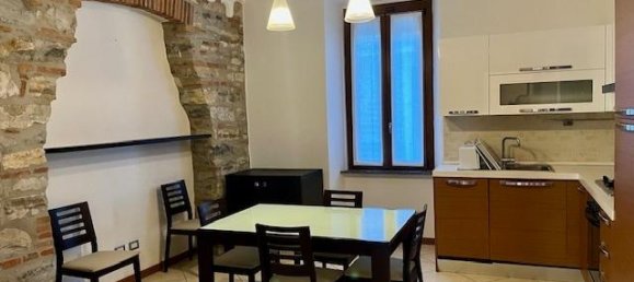 5-salle Appartement à Alzate Brianza, Italy No. 13712 9