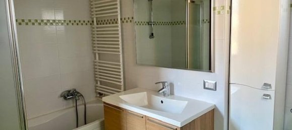 5-salle Appartement à Alzate Brianza, Italy No. 13712 19