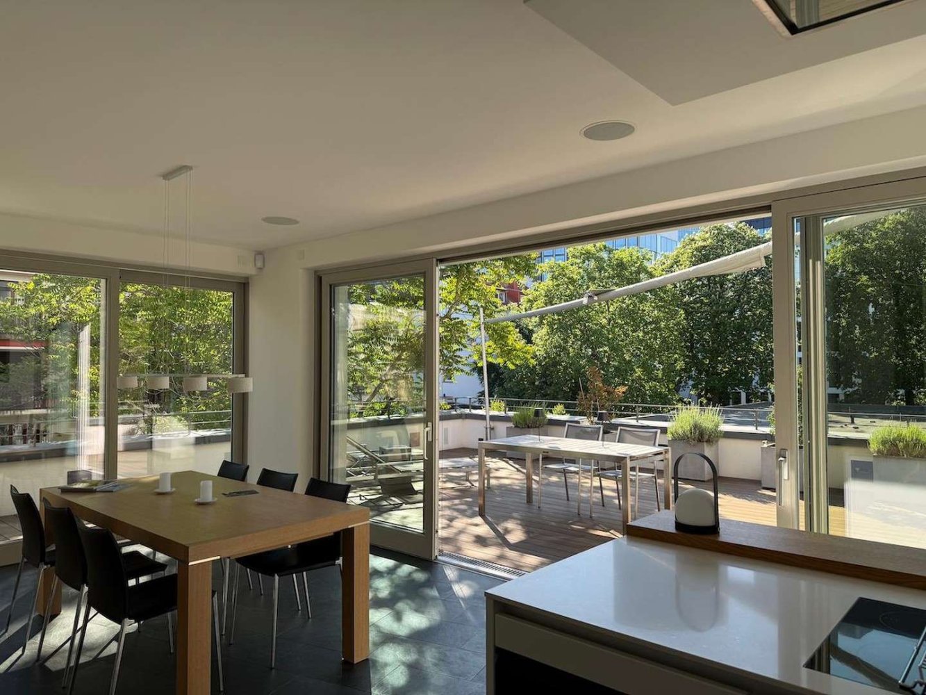 3 bedrooms Apartment in Frankfurt am Main, Germany No. 348032