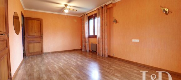 4 bedrooms House in Saint-Cassien, France No. 261842 4