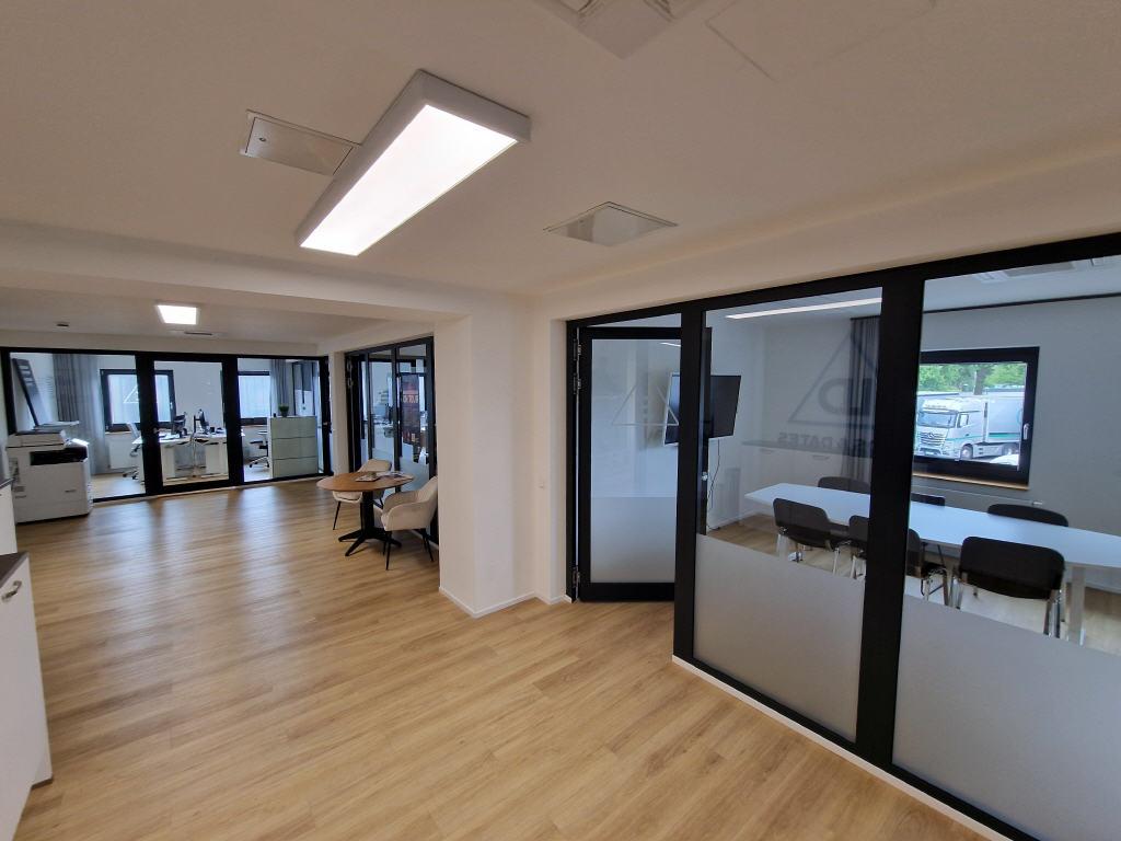 700m² Building in Gutersloh, Germany No. 115826