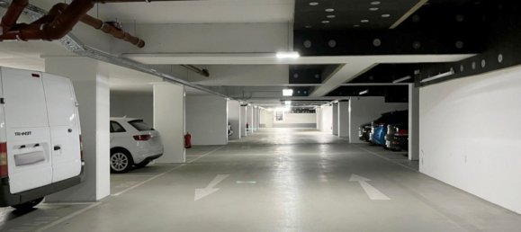  مرآب في Vienna, Austria رقم 134270 7