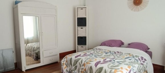 5 bedrooms House in Confort-Meilars, France No. 199010 10