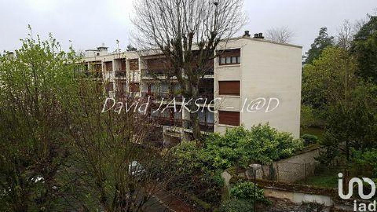 Кондоминиум  с 2 спальнями в Фонтенбло, Франция № 23046