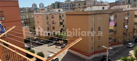 Apartamento de 2 dormitorios en Taranto, Italy No. 343910 14