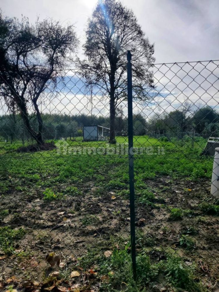 1418m² Land in Passignano sul Trasimeno, Italy No. 348884