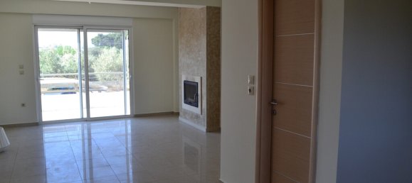 3 Schlafzimmer Gewerbliche Immobilien in Loutraki, Greece, Nr. 53737 25