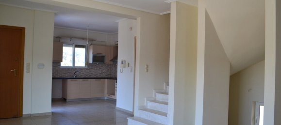 3 Schlafzimmer Gewerbliche Immobilien in Loutraki, Greece, Nr. 53737 8