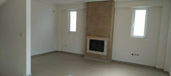 3 Schlafzimmer Gewerbliche Immobilien in Loutraki, Greece, Nr. 53737 11
