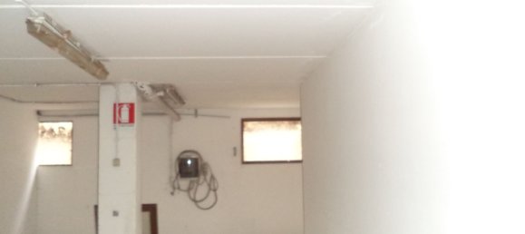 Коммерческая недвижимость с 4 комнатами в Удине, Италия № 126475 20