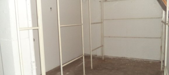 Коммерческая недвижимость с 4 комнатами в Удине, Италия № 126475 26