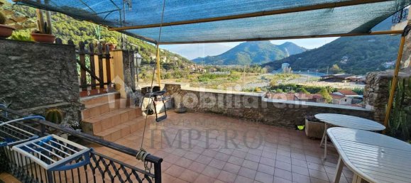 3 bedrooms House in Ventimiglia, Italy No. 233969 2