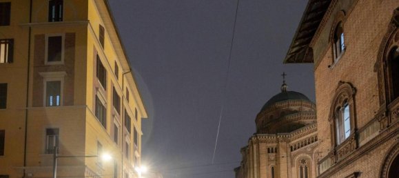 2 rooms Apartment in Bologna, Italy No. 38727 17