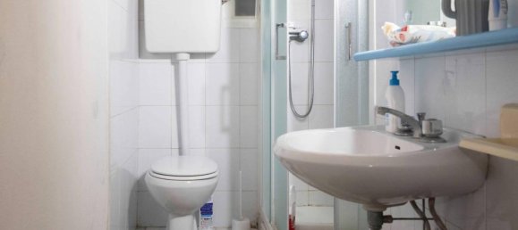 2 rooms Apartment in Bologna, Italy No. 38727 30