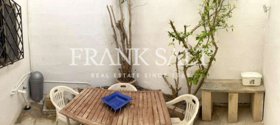 3 bedrooms House in Attard, Malta No. 8722 5