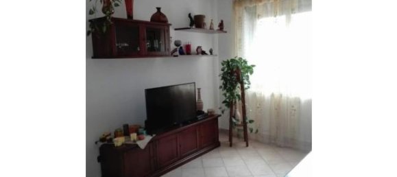 3 bedrooms Apartment in Taranto, Italy No. 252706 4