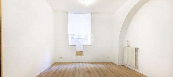 5 rooms Apartment in Rome, Italy No. 230898 11