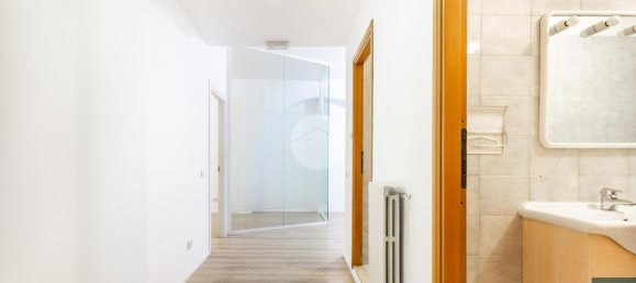 5 rooms Apartment in Rome, Italy No. 230898 32