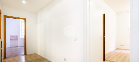 5 rooms Apartment in Rome, Italy No. 230898 13