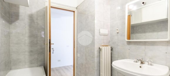 5 rooms Apartment in Rome, Italy No. 230898 31