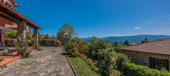 8 rooms Villa in Talla, Italy No. 83529 3