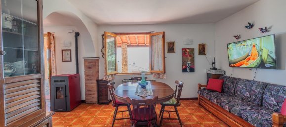 8 rooms Villa in Talla, Italy No. 83529 10