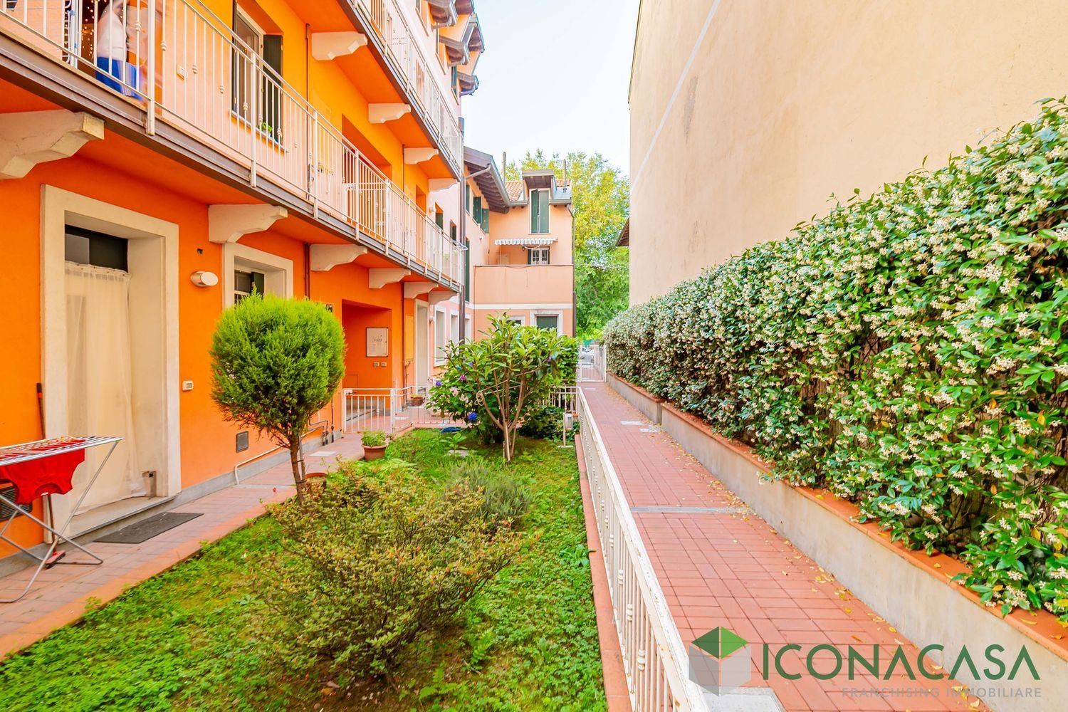 Penthouse T2 em Locate di Triulzi, Italy N.º 360520