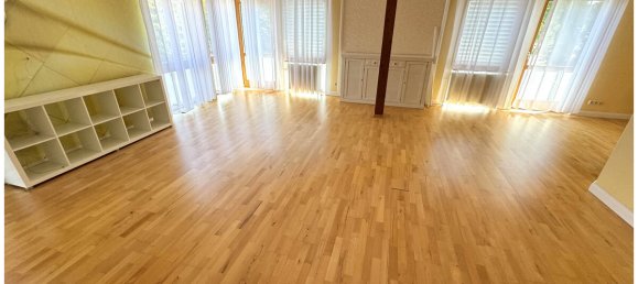 18-salle Bâtiment à Augsburg, Germany No. 149794 14