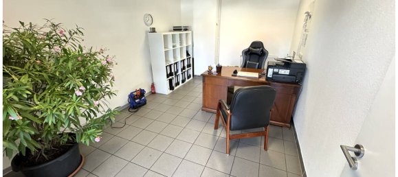 18-salle Bâtiment à Augsburg, Germany No. 149794 6