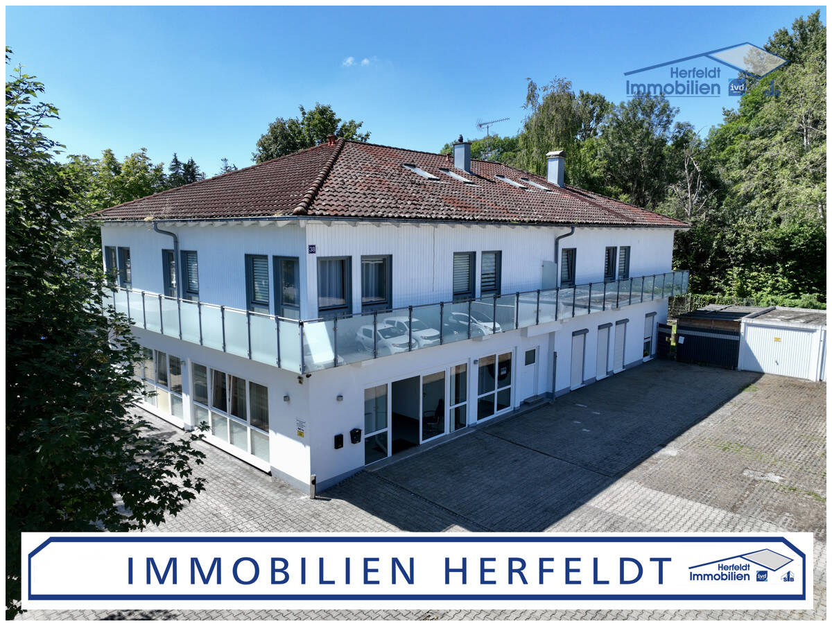 18-salle Bâtiment à Augsburg, Germany No. 149794