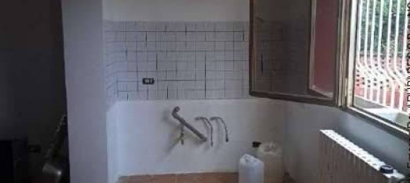 Apartamento de 2 dormitorios en Leggiuno, Italy No. 266102 7