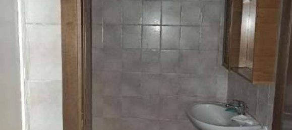 Apartamento de 2 dormitorios en Leggiuno, Italy No. 266102 10