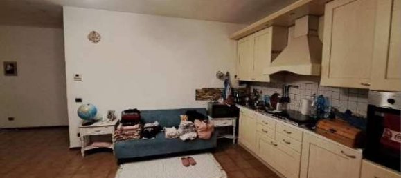 Apartamento de 2 dormitorios en Leggiuno, Italy No. 266102 3